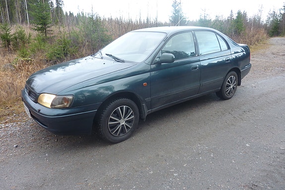 Toyota Carina E