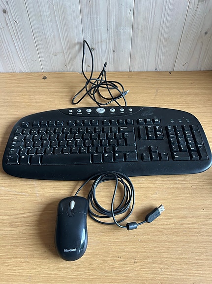 HP näppäimistö ja hiiri, langallinen