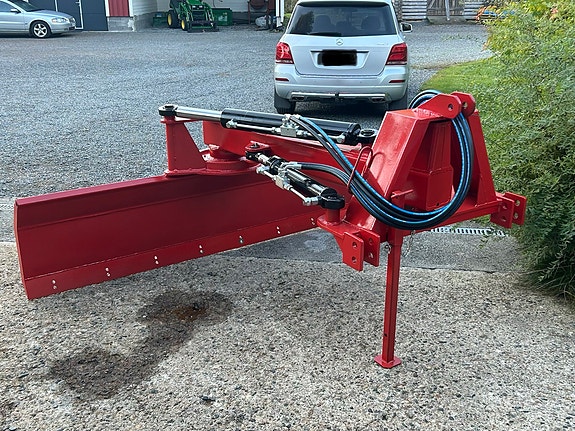 traktorin takalana 2,5 m hydraulisäädöllä