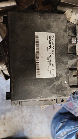 MB w211 320cdi -03 automaattivaihteiston ohjain.