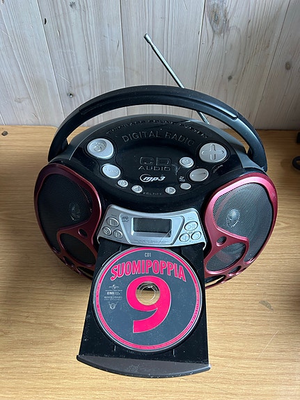 Thomson CD-soitin ja radio