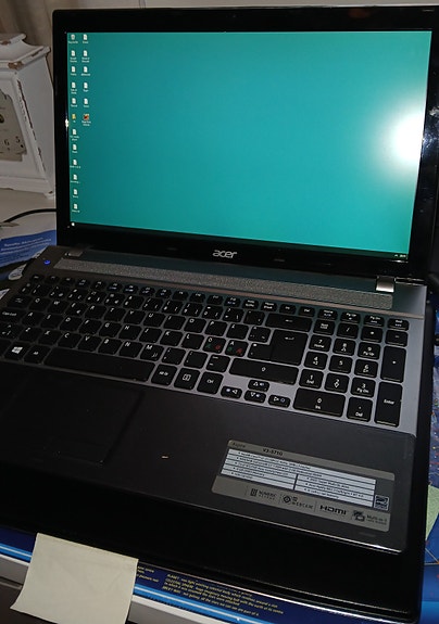 Acer Aspire V3-571G kannettava