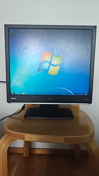 BenQ E910 LCD näyttö