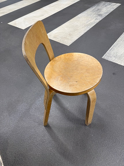 Harvinainen Artek 65