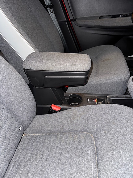 Renault ZOE kyynärnoja etuistuimelle