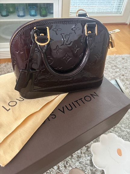 Louis Vuitton Alma BB amarante