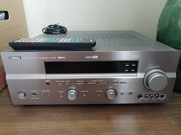 Yamaha rx-v650