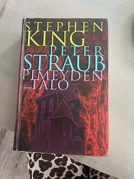 Stephen King & Peter Straub Pimeyden talo kovakantinen kirja