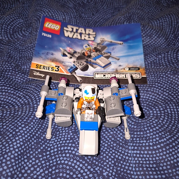 Lego SW 75125 Resistance X-wing Fighter