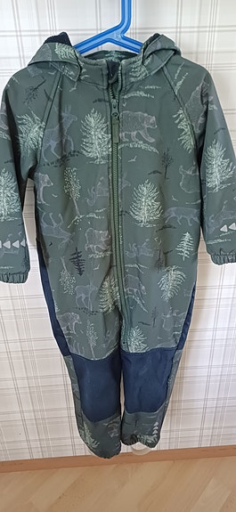 Softshell haalari