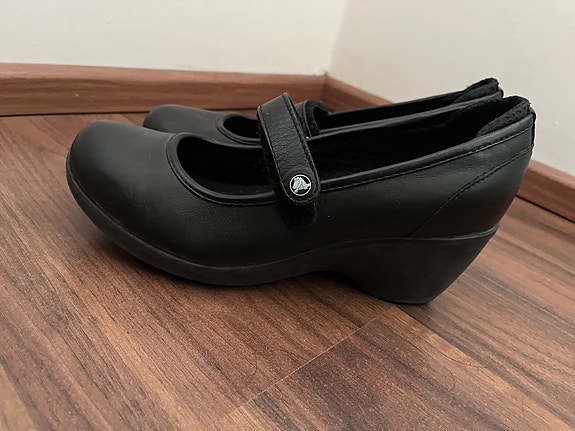 Crocs korkokengät Mary Jane -malli koko W9