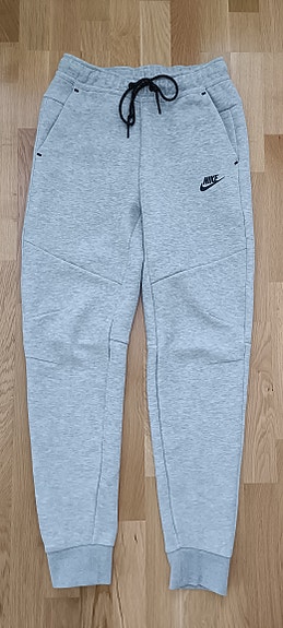 Nike tech fleece housut, koko S
