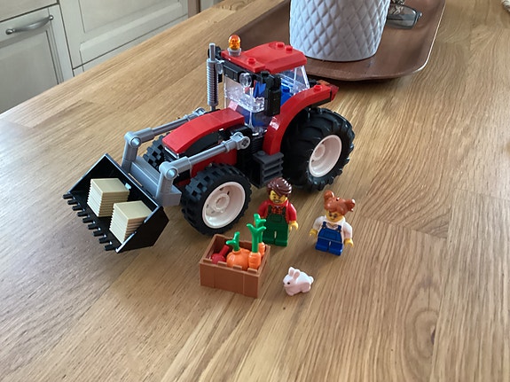 LEGO Traktori 60287