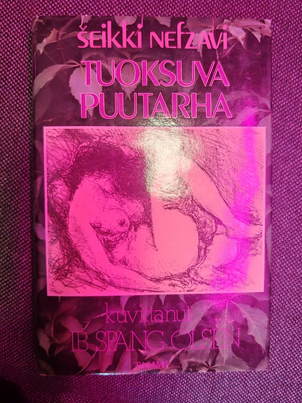Seikki Nefzavi - Tuoksuva puutarha -kirja