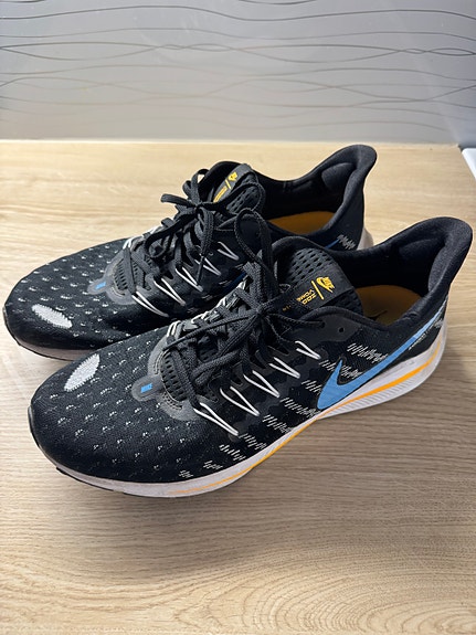 Nike Zoom Vomero juoksukengät - 45,5