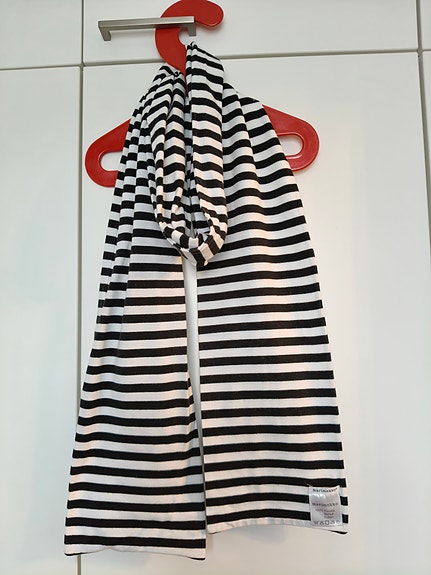 Marimekko tasaraita huivi