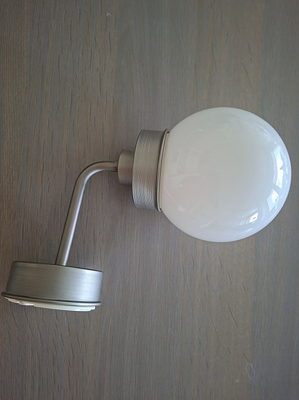Kylpyhuone/WC seinävalaisin Frihult