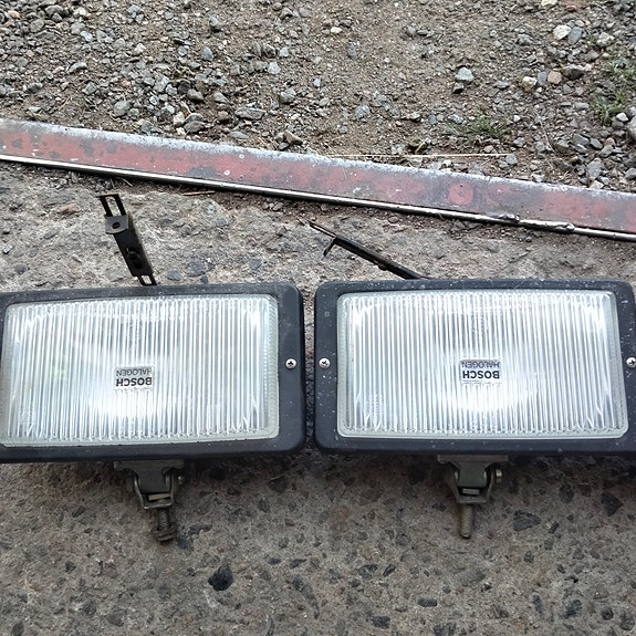 bosch lisävalot E1 polttimot.