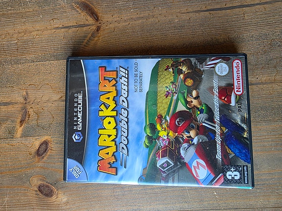 Nintendo GameCube Mario Kart Double Dash!! peli