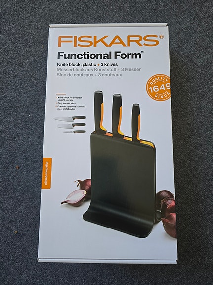Fiskars Functional Form veitsiteline ja veitset