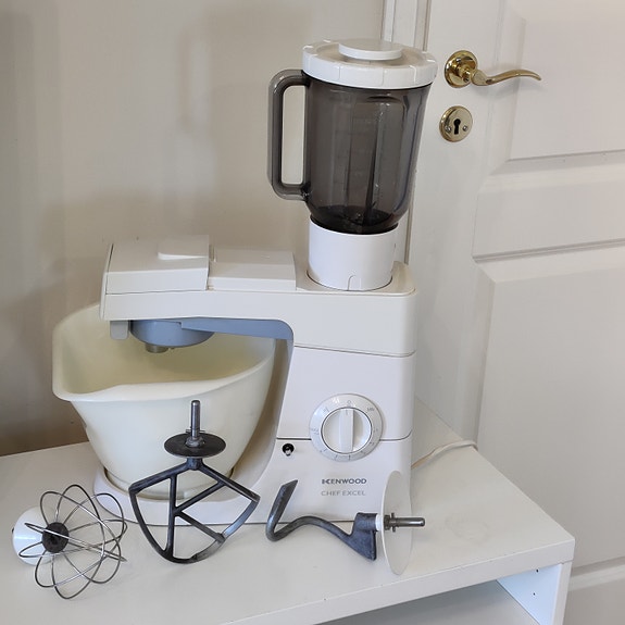 Yleiskone Kenwood Chef Excel