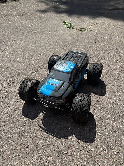 Kyosho DMT polttis
