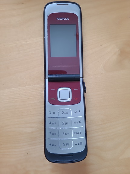 nokia ns simpukka puhelin