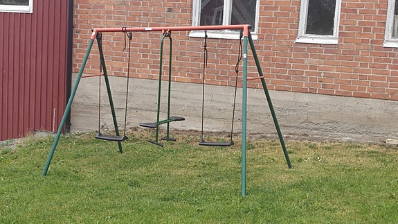 Lasten pihakeinu