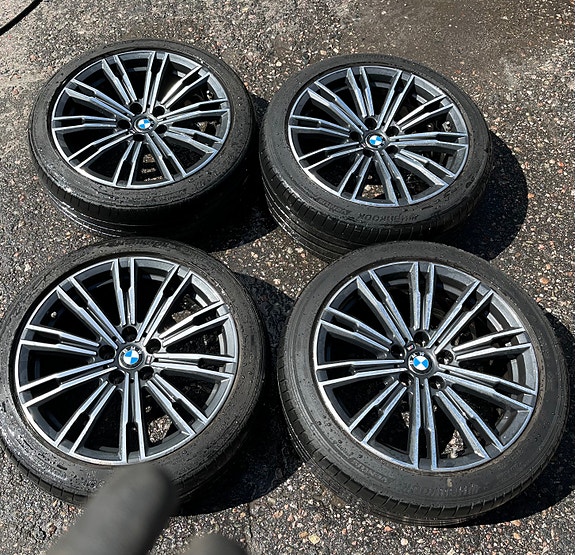 Bmw M Sport vanteet kesärenkailla
