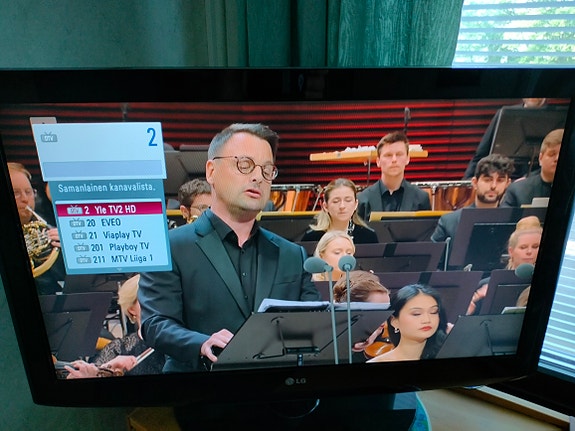 LG televisio 37 tuumainen