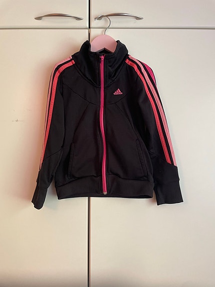 Adidas verkkatakki 116