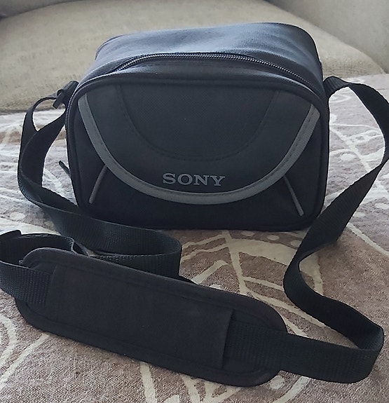 Sony kameran olkalaukku musta