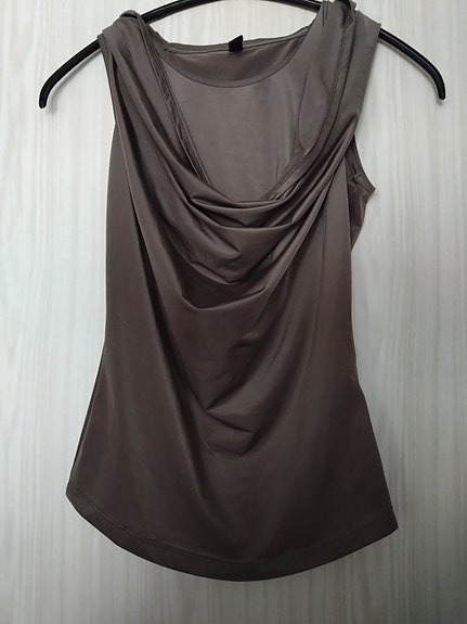 Vaatepaketti 4 kpl yhteishintaan 5 eur, koko XS/S