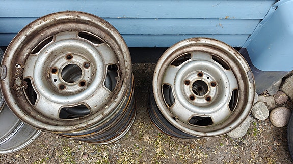 Volvo 240 14" peltivanteita