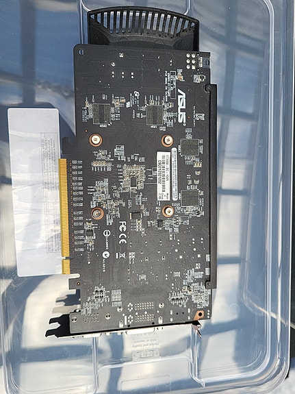Asus GeForce GTX 650 DirectCU 1GB näytönohjain