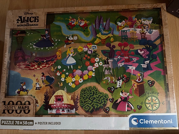 Clementoni Disney Alice in Wonderland palapeli 1000 palaa