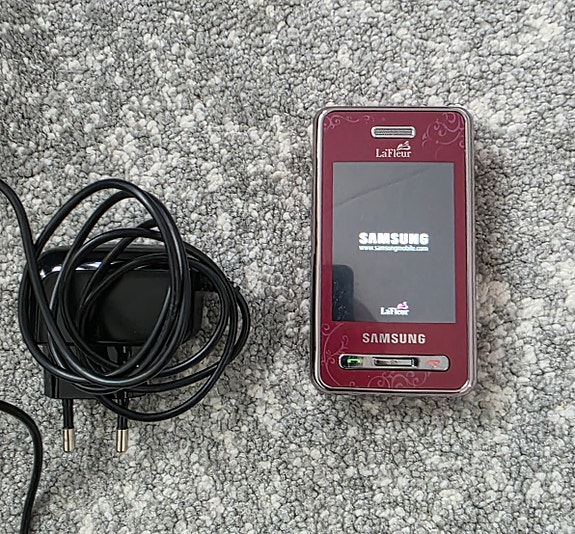 Samsung SGH-D980