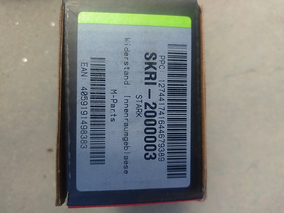 Lämmityslaitteen puhaltimen vastus. Stark skri-2000003