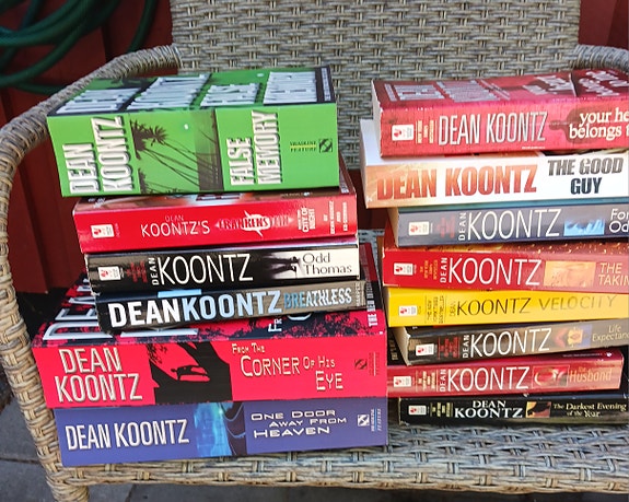 Dean Koontz pokkarikirjoja kirjapaketti