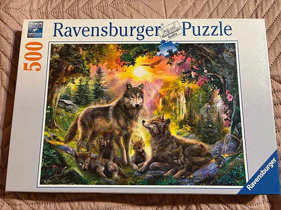 Ravensburger 500 palan susiaiheinen palapeli