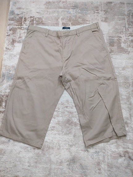miesten shortsit