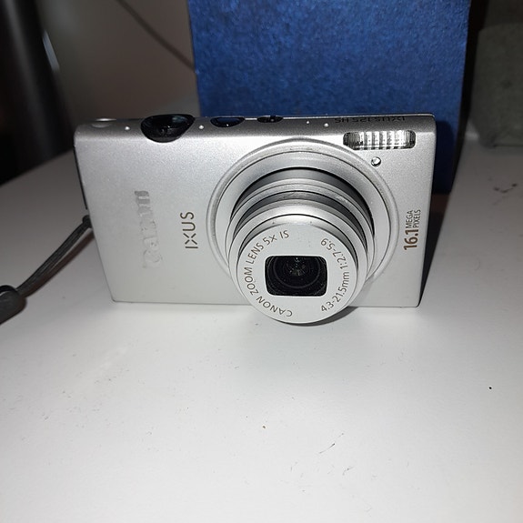 Canon Ixus 125 HS digikamera hopea