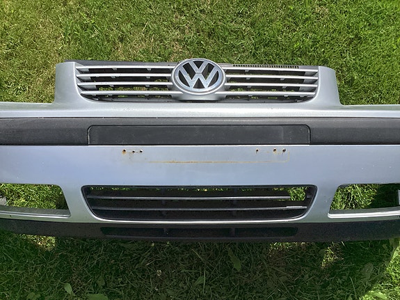 Vw Bora etupuskuri