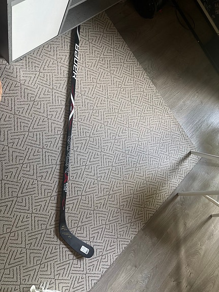 Bauer Vapor X600 Lite jääkiekkomaila. Hinta neuvoteltavissa.