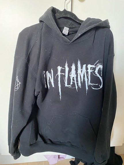 In flames bändihuppari