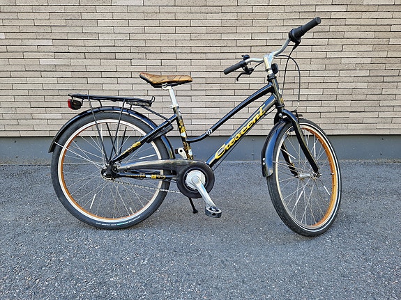 Crescent Lone 24" 7-v