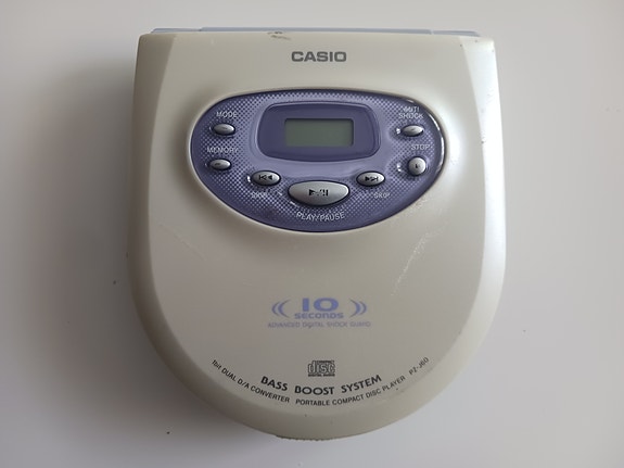 Casio PZ-J60 kannettava CD-soitin