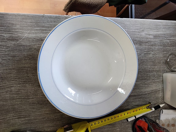 Arabia syvä lautanen sinisellä reunalla