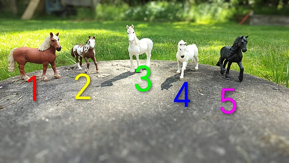 Schleich Muoviset hevos/poni/varsa figuurit leikkeihin