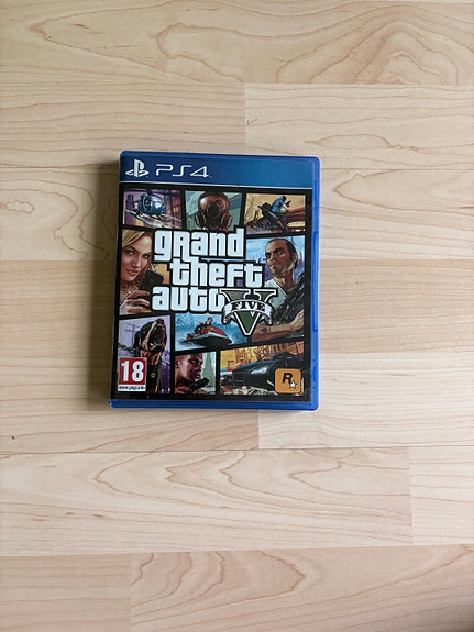 PlayStation 4 Grand Theft Auto V -peli GTA 5